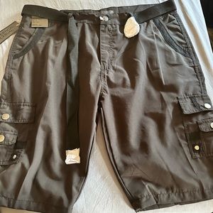 Vertical Casual Cargo Shorts. Right at the knee.